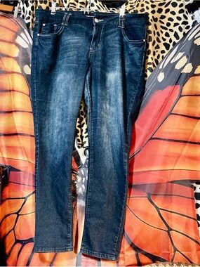Dark faded Wash Women's Stretch Jeans - Blue by Cleo